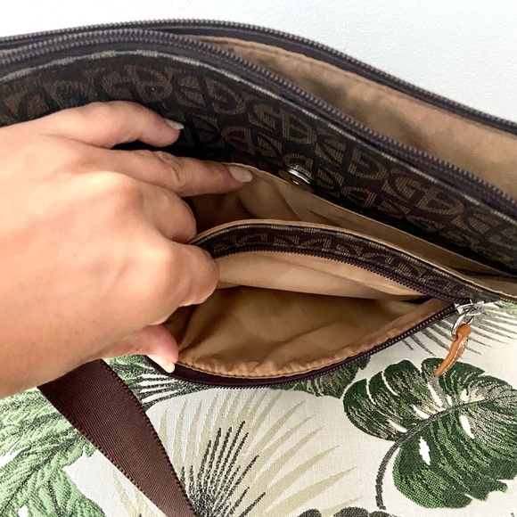 Giani Bernini Crossbody Small Brown Bag With Pockets Unisex Excellent Condition - Picture 6 of 8